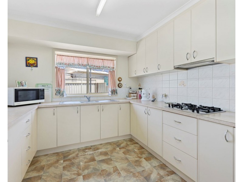 10 Lockwood Mews, Kangaroo Flat VIC 3555