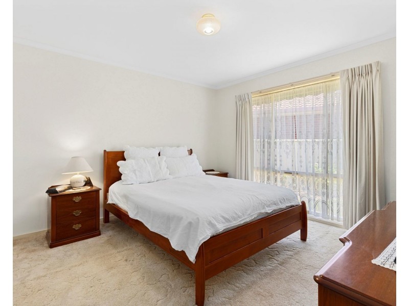 10 Lockwood Mews, Kangaroo Flat VIC 3555