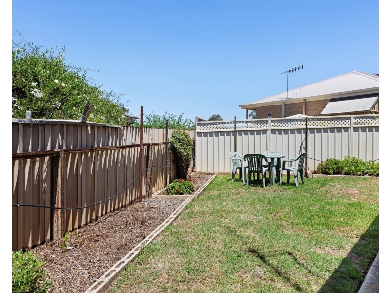10 Lockwood Mews, Kangaroo Flat VIC 3555