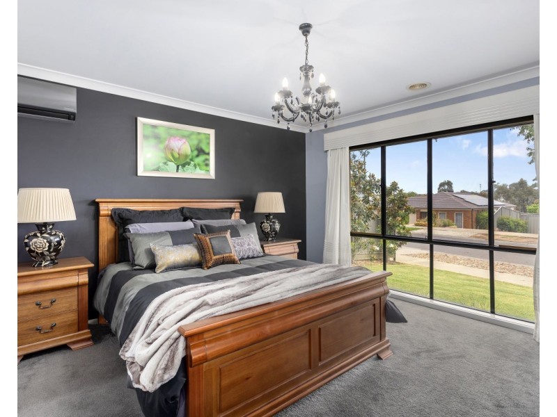3 Klim Avenue, Kangaroo Flat VIC 3555