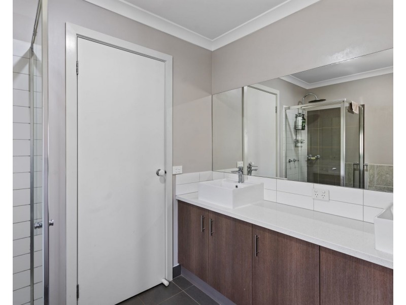 3 Klim Avenue, Kangaroo Flat VIC 3555