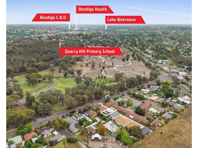 2/17 Paterson Street, Quarry Hill VIC 3550