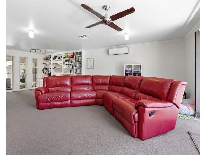 3 Melbury Court, Epsom VIC 3551