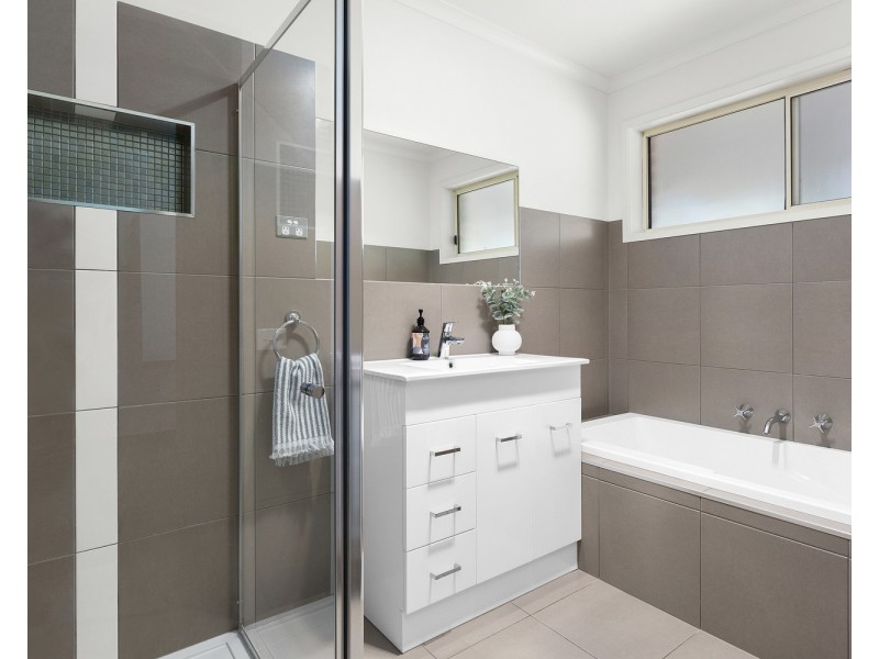 3 Melbury Court, Epsom VIC 3551