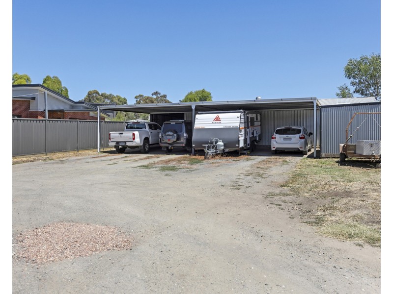 3 Melbury Court, Epsom VIC 3551