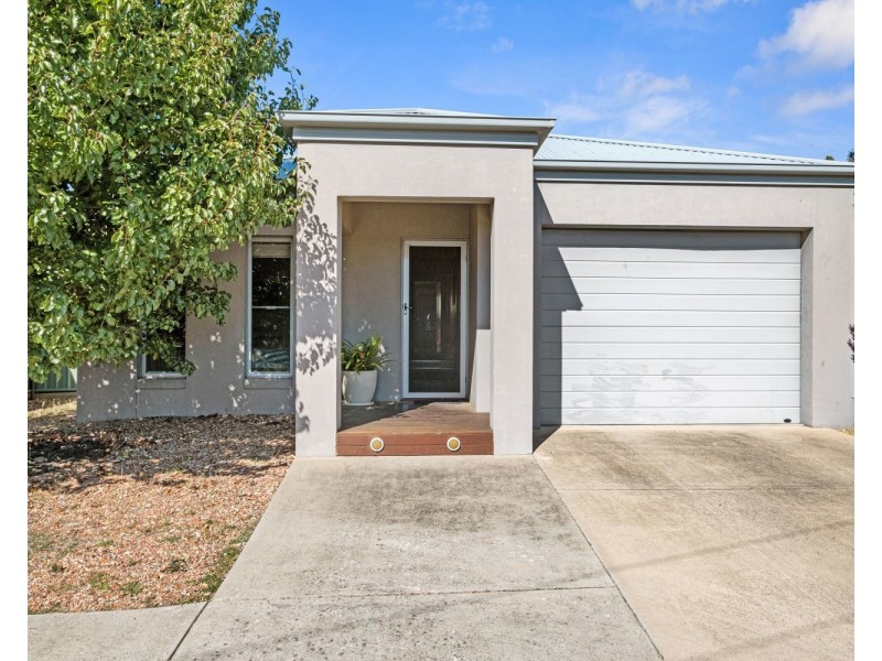 13B Shelley Street, Spring Gully VIC 3550