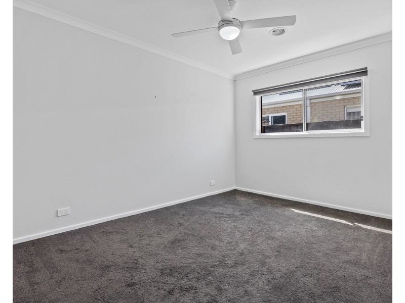 21 Tussock Drive, White Hills VIC 3550