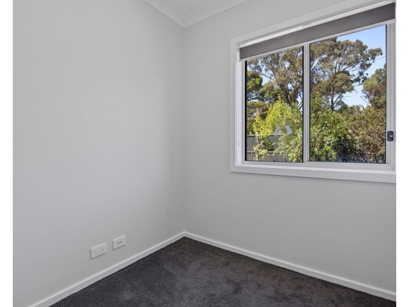 21 Tussock Drive, White Hills VIC 3550