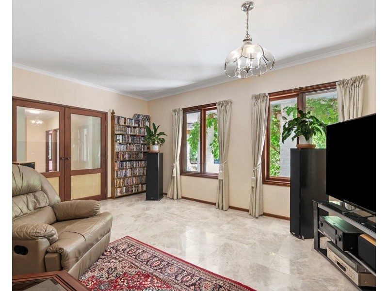 1 Clearing Court, Mandurang VIC 3551