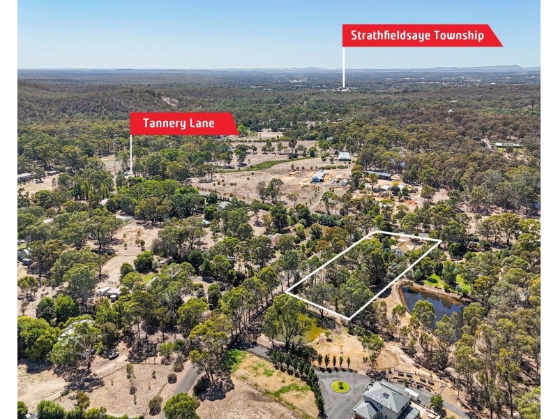 1 Clearing Court, Mandurang VIC 3551