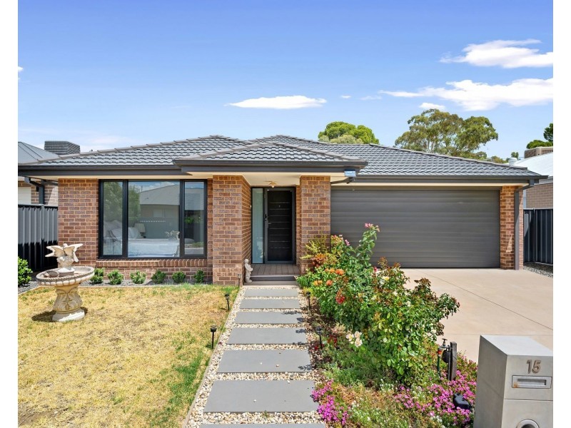 15 Tussock Drive, White Hills VIC 3550