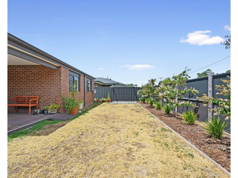 15 Tussock Drive, White Hills VIC 3550