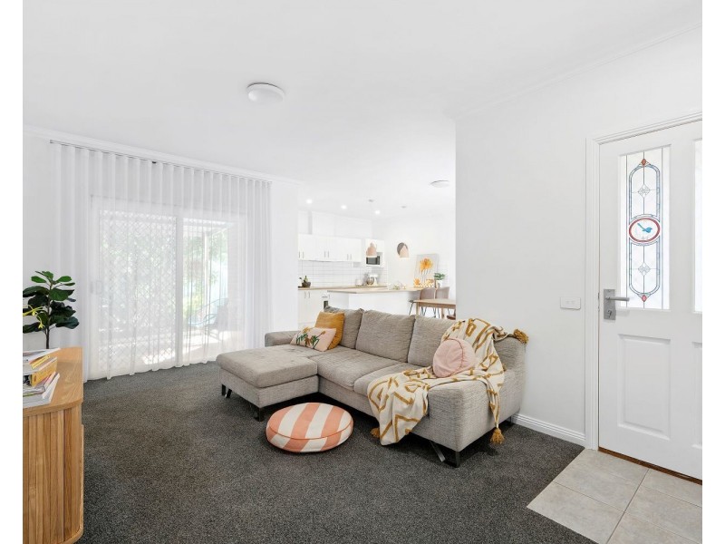 2/36 Miller Street, Kennington VIC 3550