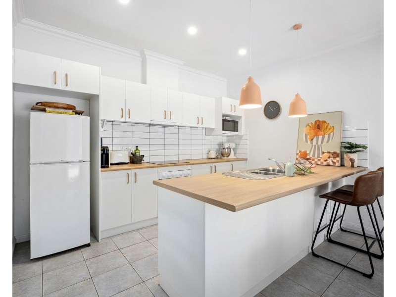 2/36 Miller Street, Kennington VIC 3550