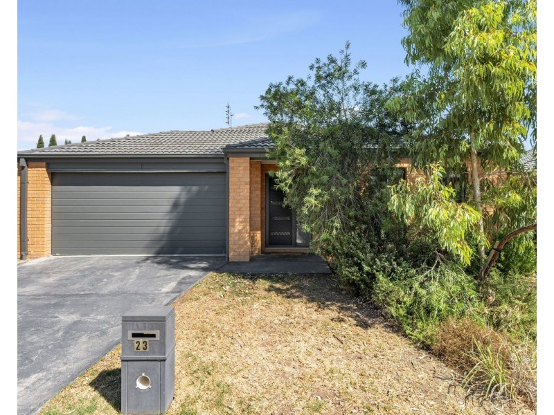 23  Caulfield Drive, Ascot VIC 3551