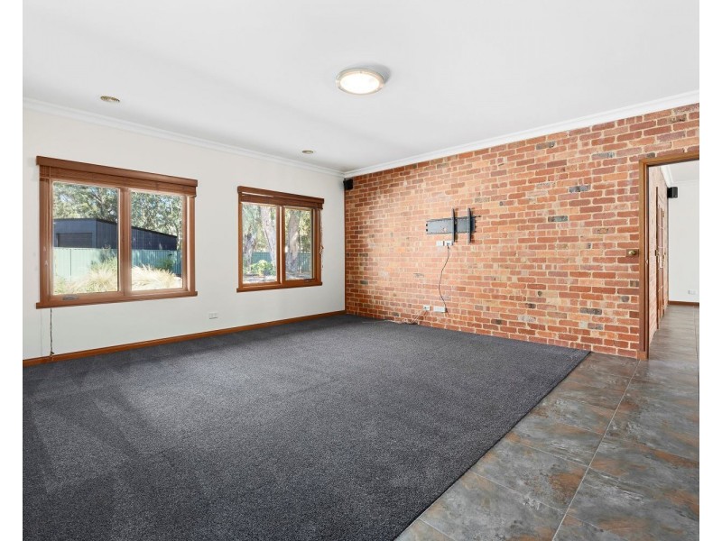 13 Lupson Court, Maiden Gully VIC 3551