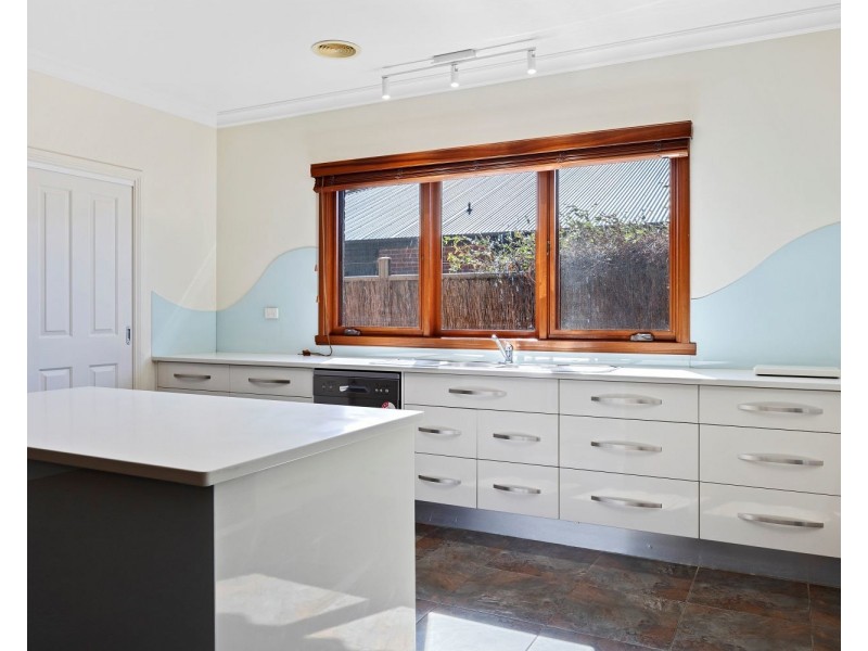 13 Lupson Court, Maiden Gully VIC 3551