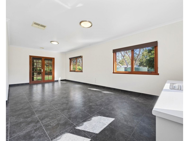 13 Lupson Court, Maiden Gully VIC 3551