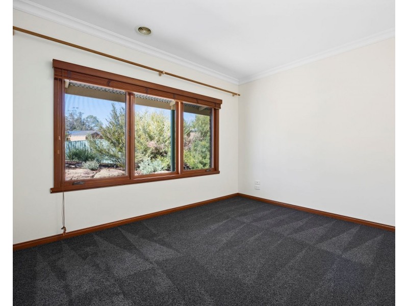 13 Lupson Court, Maiden Gully VIC 3551