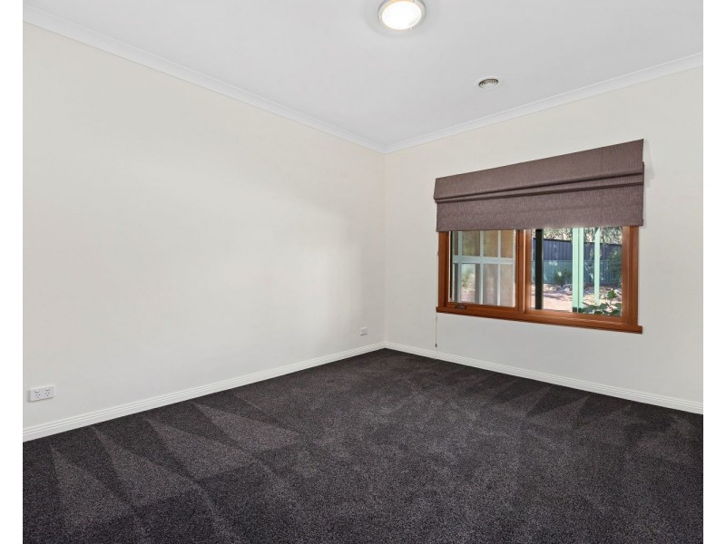 13 Lupson Court, Maiden Gully VIC 3551