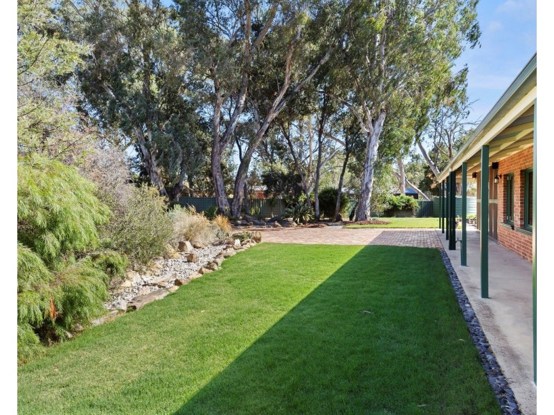 13 Lupson Court, Maiden Gully VIC 3551