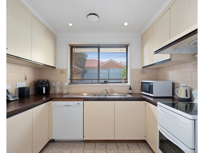 1/14 Jeffrey Avenue, Flora Hill VIC 3550