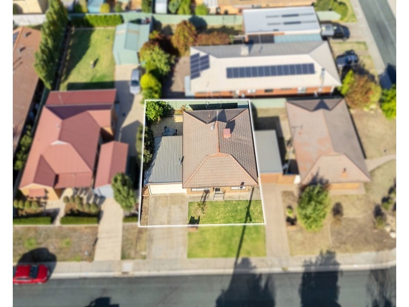 1/14 Jeffrey Avenue, Flora Hill VIC 3550