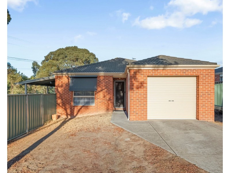 1 Sundew Drive, Kangaroo Flat VIC 3555