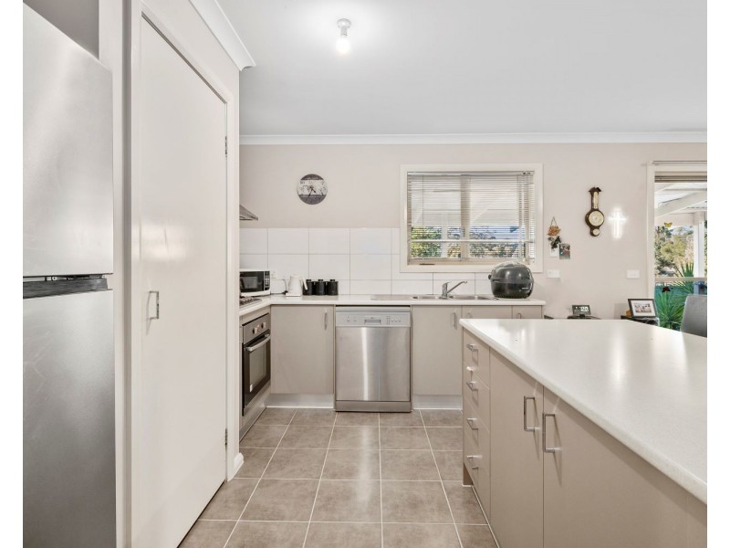 1 Sundew Drive, Kangaroo Flat VIC 3555