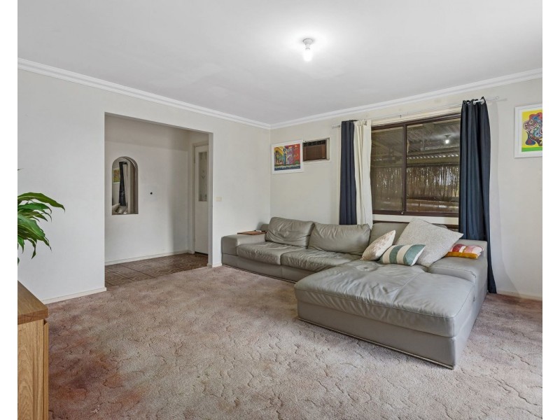 20 Walker Drive, Spring Gully VIC 3550