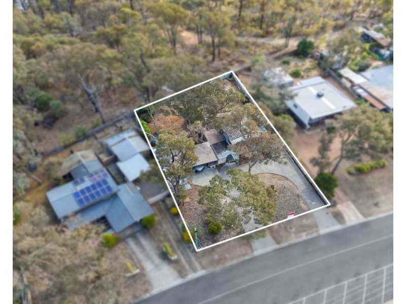20 Walker Drive, Spring Gully VIC 3550