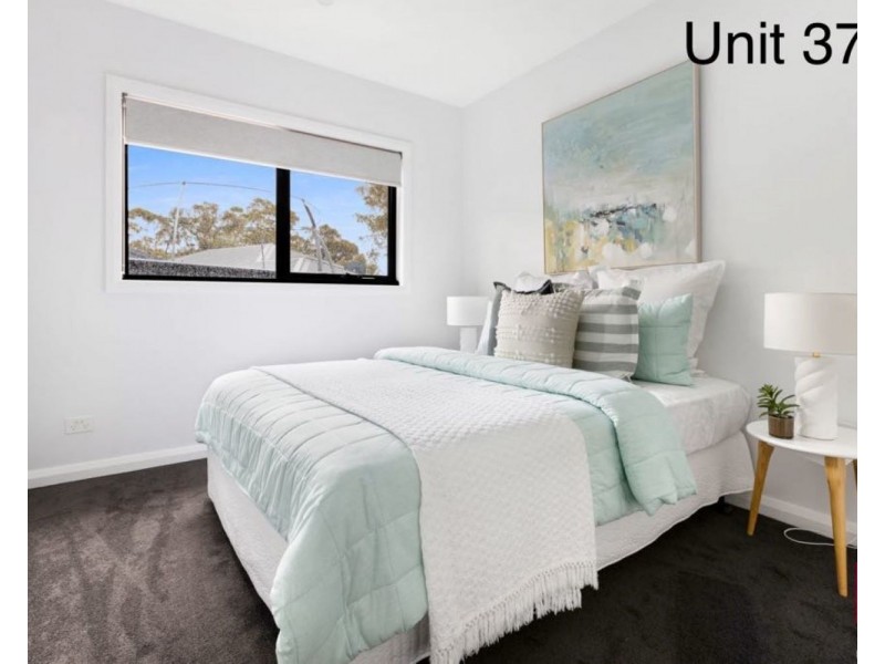 Lot 1, Lot 2/37b Paterson Street, Quarry Hill VIC 3550