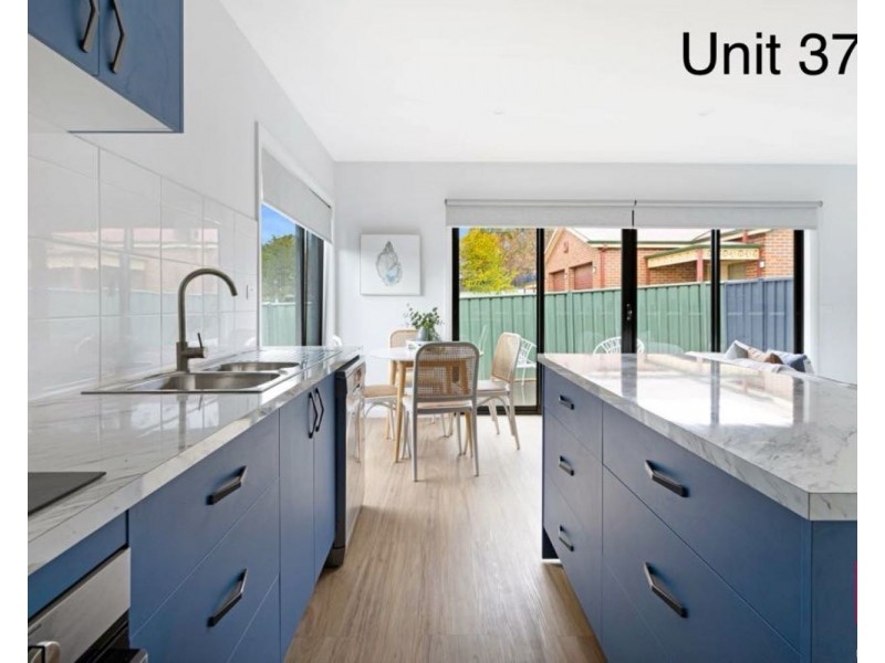 Lot 1, Lot 2/37b Paterson Street, Quarry Hill VIC 3550