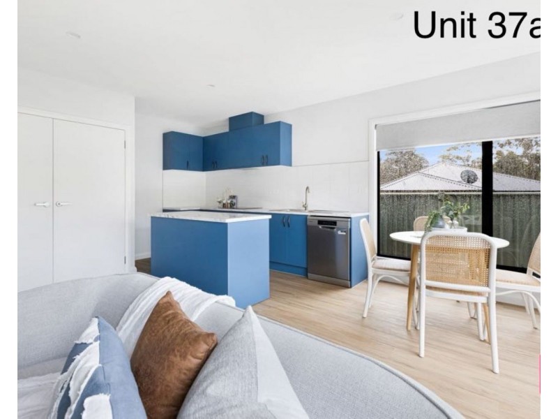 Lot 1, Lot 2/37b Paterson Street, Quarry Hill VIC 3550