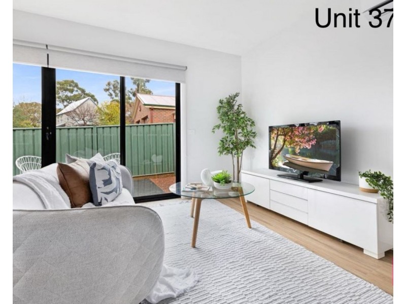 Lot 1, Lot 2/37b Paterson Street, Quarry Hill VIC 3550