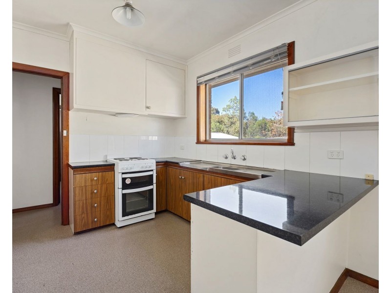 6 Cumming Street, East Bendigo VIC 3550