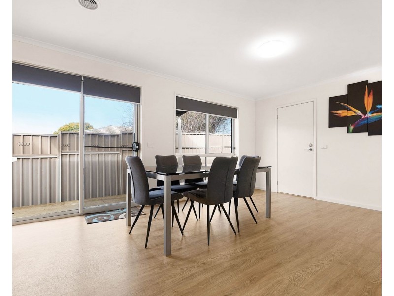 3/28B Balmoral Drive, Golden Square VIC 3555