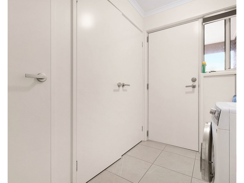 3/28B Balmoral Drive, Golden Square VIC 3555