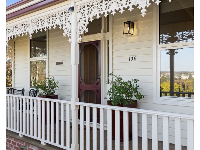 136 Rowan Street, Bendigo VIC 3550