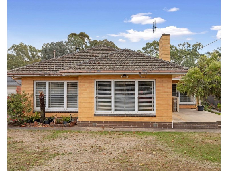 14 High Street, Kangaroo Flat VIC 3555