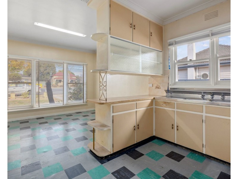 14 High Street, Kangaroo Flat VIC 3555