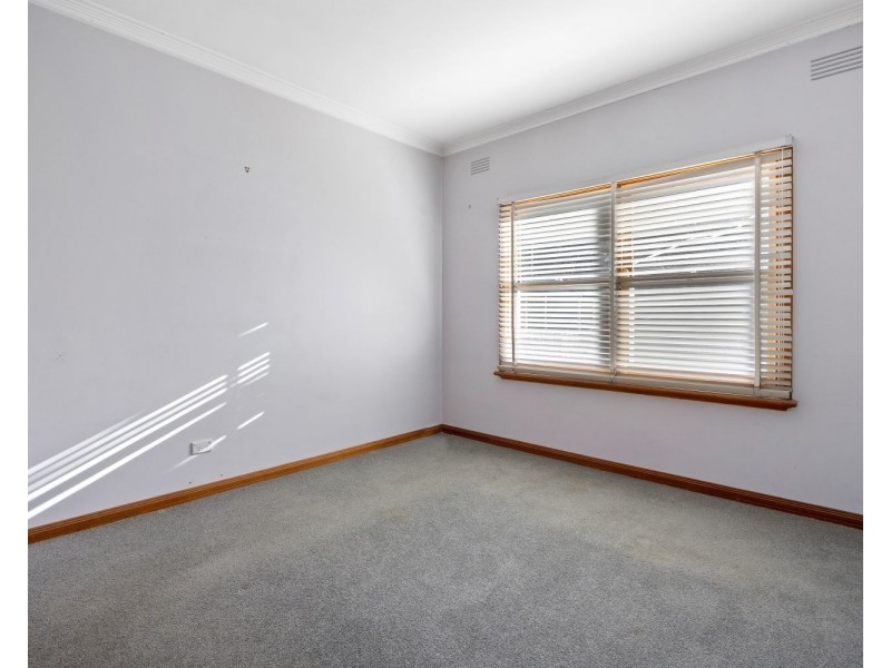 14 High Street, Kangaroo Flat VIC 3555