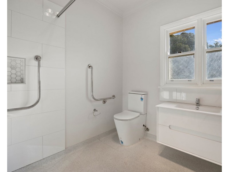 14 High Street, Kangaroo Flat VIC 3555