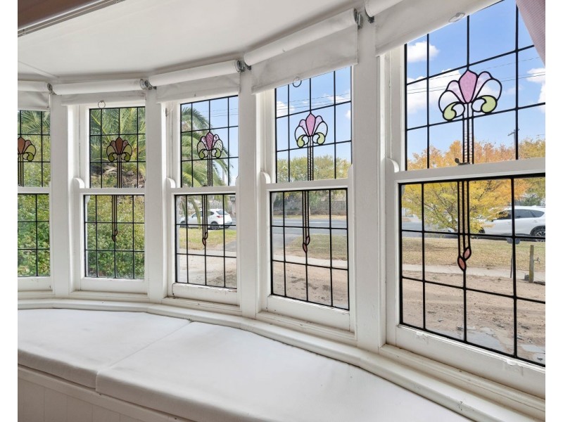 103 Carpenter Street, Quarry Hill VIC 3550