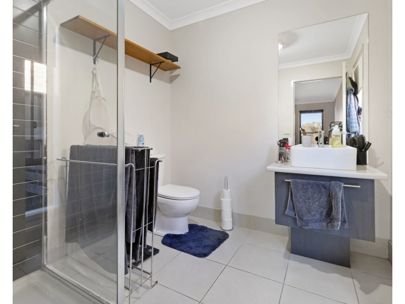 28 Triplett Avenue, Ascot VIC 3551