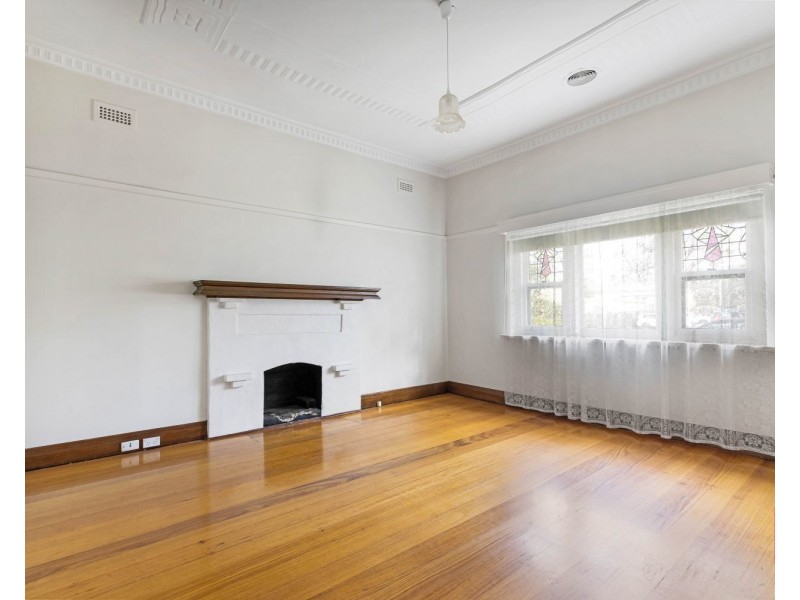 4 Burr Street, Bendigo VIC 3550