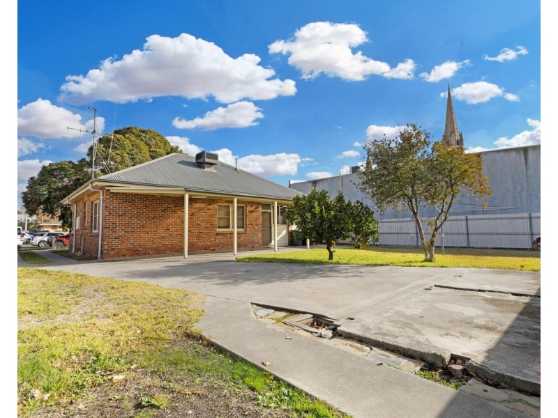 6  Burr Street, Bendigo VIC 3550