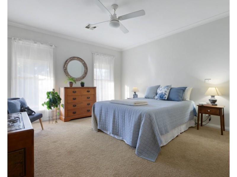 1 Augusta Court, Junortoun VIC 3551