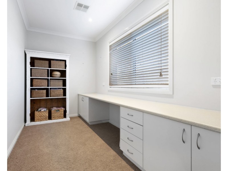1 Augusta Court, Junortoun VIC 3551