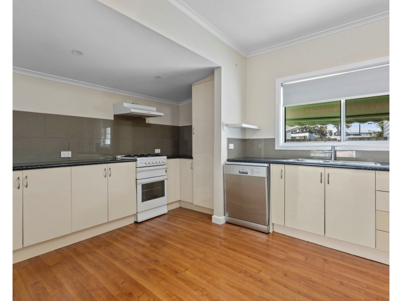 21 Glencoe Street, Kennington VIC 3550